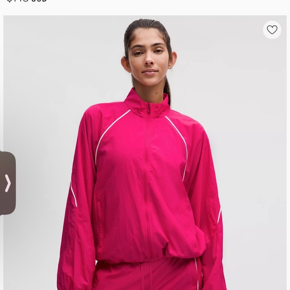 License to train jacket Lululemon size 4